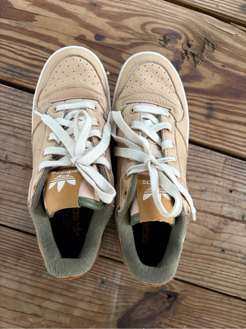 RARE!  Adidas Originals Forum Bold Low-Top Sneaker in Olive Green and Tan - Picture 9 of 11